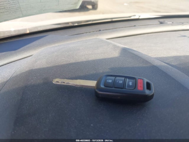 2HGFC2F52JH608035 Honda Civic Lx