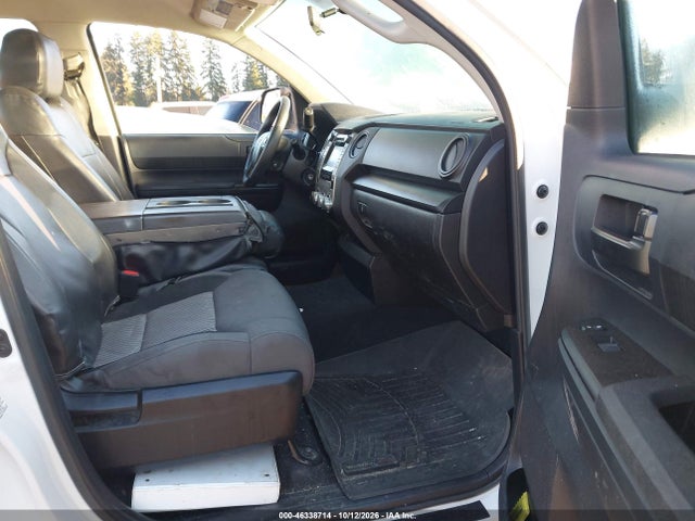 5TFUM5F12GX065694 Toyota Tundra Sr 4.6l V8