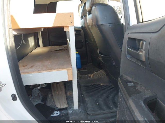 5TFUM5F12GX065694 Toyota Tundra Sr 4.6l V8