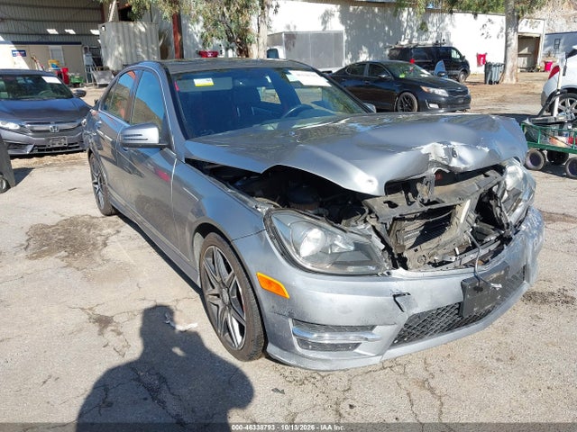 Auction sale of the 2014 Mercedes-benz C 250 Sport, vin: WDDGF4HB0EG238381, lot number: 46338793