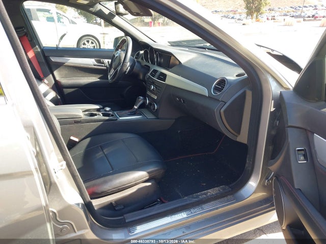 Продажа на аукционе авто 2014 Mercedes-benz C 250 Sport, vin: WDDGF4HB0EG238381, номер лота: 46338793