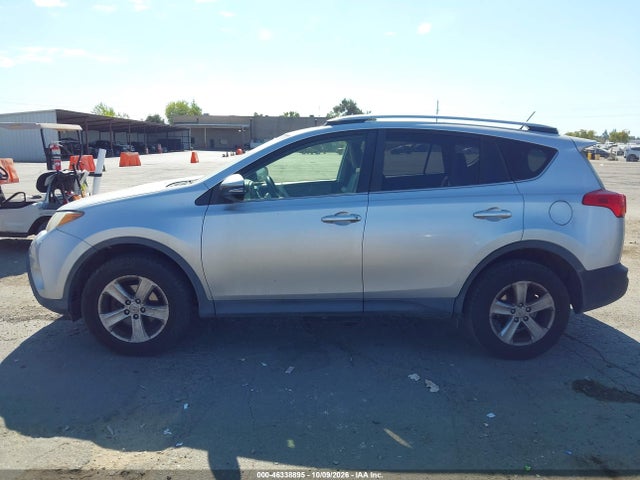 Toyota Rav4 Xle 2014 JTMWFREV4EJ016771 Image 14