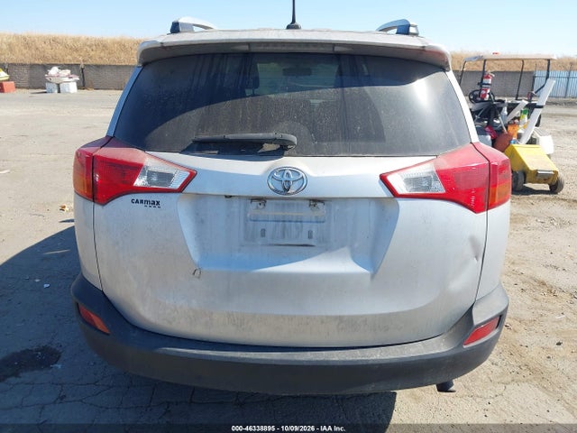 Toyota Rav4 Xle 2014 JTMWFREV4EJ016771 Image 16