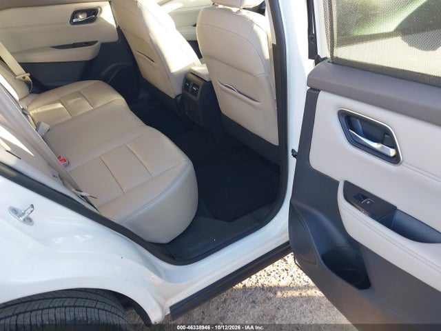 5N1AT3CA2MC763199 Nissan Rogue Sl Fwd