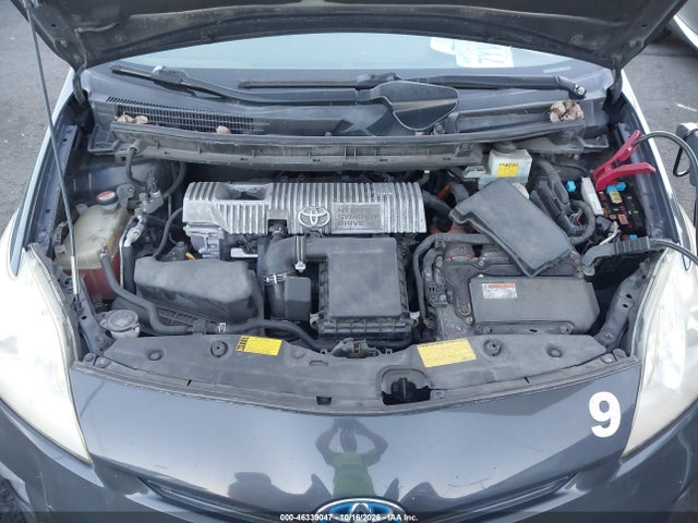Toyota Prius Two 2014 JTDKN3DU6E0374449 Image 10