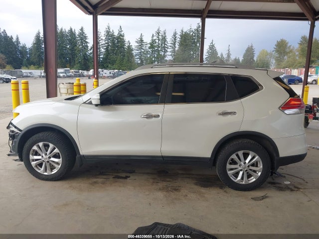 5N1AT2MV4FC834983 Nissan ROGUE SV