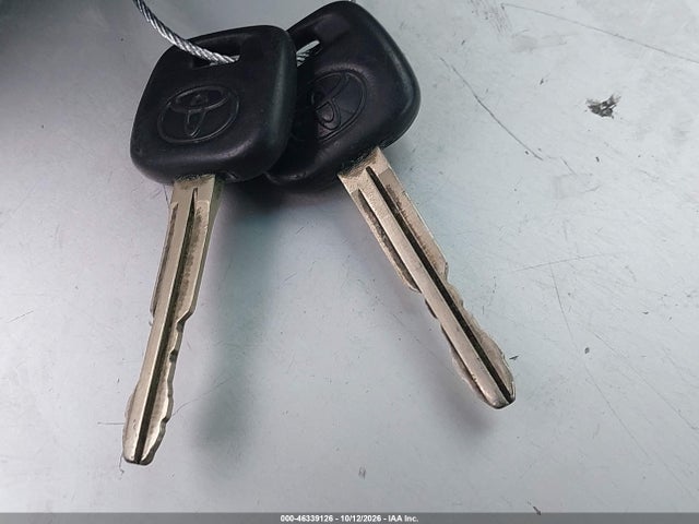 2003 Toyota Camry Le მანქანა იყიდება აუქციონზე, vin: 4T1BE32K43U213228, აუქციონის ნომერი: 46339126