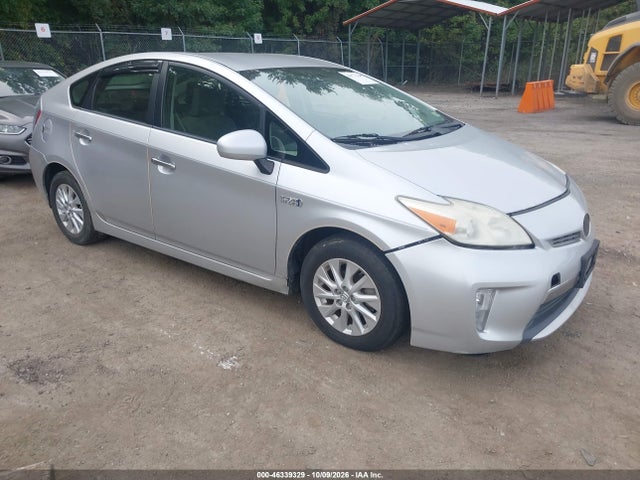 46339329 :رقم المزاد ، JTDKN3DP4D3035793 vin ، 2013 Toyota Prius Plug-in مزاد بيع