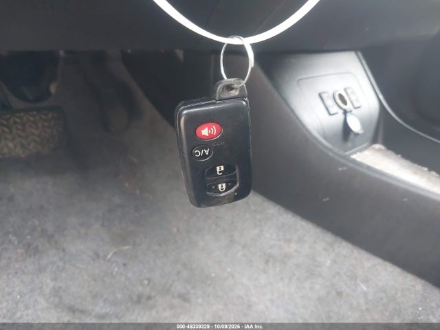 46339329 :رقم المزاد ، JTDKN3DP4D3035793 vin ، 2013 Toyota Prius Plug-in مزاد بيع