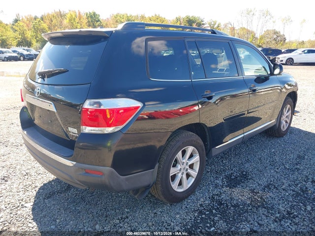 46339670 :رقم المزاد ، 5TDBK3EH8CS115031 vin ، 2012 Toyota Highlander Se V6 مزاد بيع