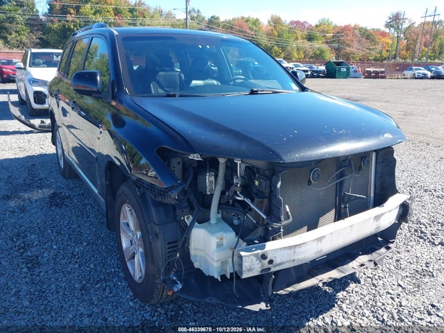 46339670 :رقم المزاد ، 5TDBK3EH8CS115031 vin ، 2012 Toyota Highlander Se V6 مزاد بيع