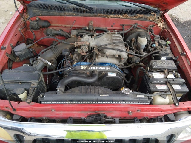 46339843 :رقم المزاد ، 5TEGN92NX1Z843783 vin ، 2001 Toyota Tacoma Prerunner V6 مزاد بيع
