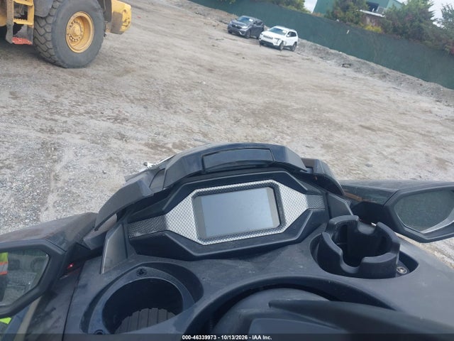 Yamaha Personal Watercraft 2019 YAMA3818D919 Image 7