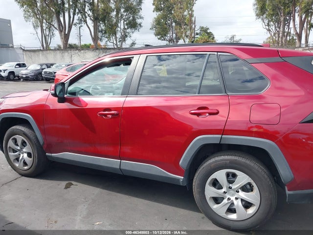 2T3K1RFV3KW049186 Toyota RAV4 LE