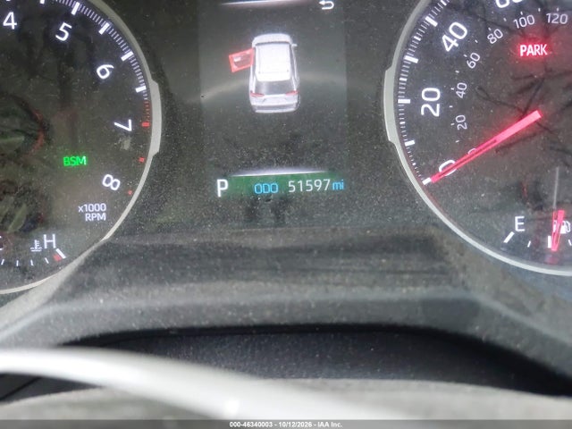 2T3K1RFV3KW049186 Toyota RAV4 LE