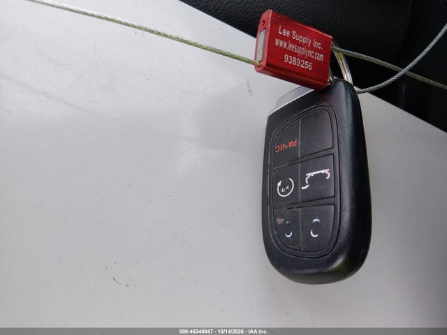 2015 Jeep Cherokee Latitude Altitude მანქანა იყიდება აუქციონზე, vin: 1C4PJLCS3FW737760, აუქციონის ნომერი: 46340047