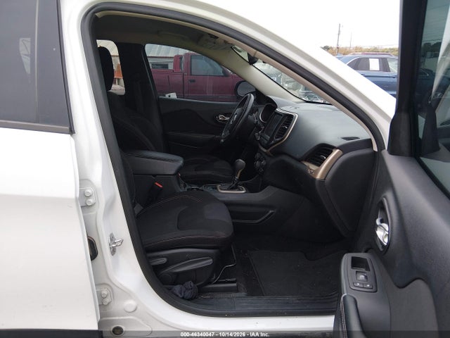2015 Jeep Cherokee Latitude Altitude მანქანა იყიდება აუქციონზე, vin: 1C4PJLCS3FW737760, აუქციონის ნომერი: 46340047