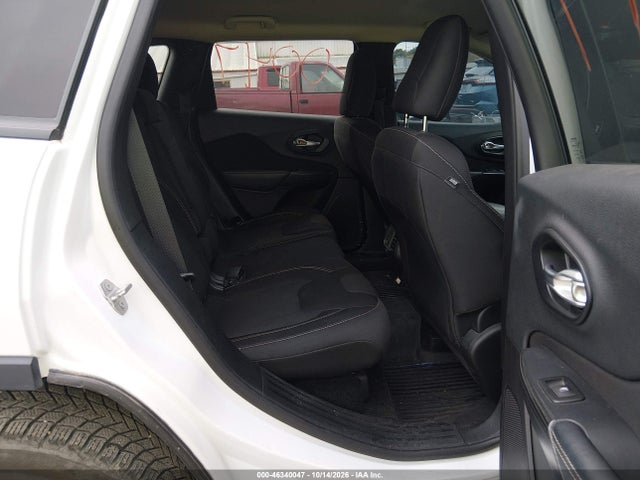 2015 Jeep Cherokee Latitude Altitude მანქანა იყიდება აუქციონზე, vin: 1C4PJLCS3FW737760, აუქციონის ნომერი: 46340047