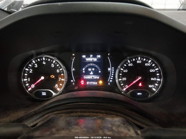 46340054 :رقم المزاد ، ZACNJBBB2LPL22583 vin ، 2020 Jeep Renegade Altitude 4x4 مزاد بيع