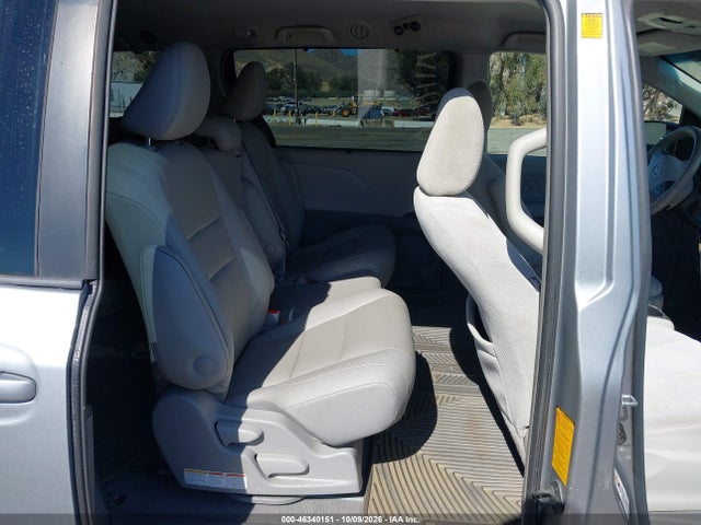 Aukcja sprzedaży 2011 Toyota Sienna Le V6, vin: 5TDKK3DC3BS052604, numer aukcji: 46340151