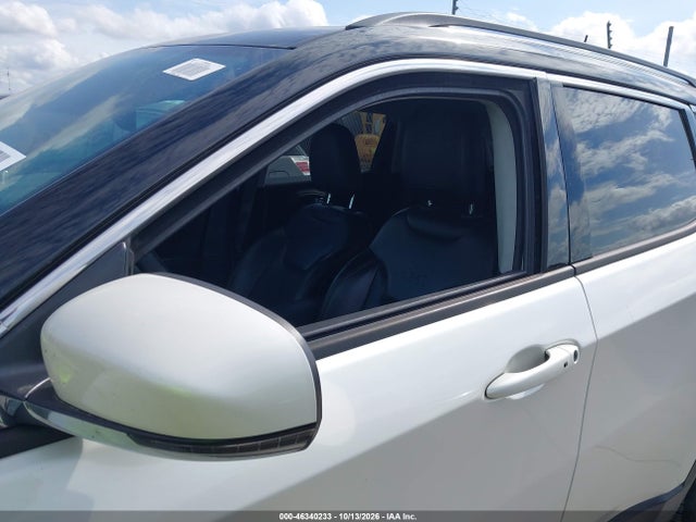46340233 :رقم المزاد ، 3C4NJDCBXHT688630 vin ، 2017 Jeep New Compass Limited 4x4 مزاد بيع