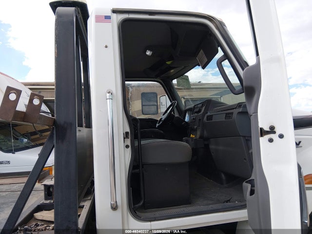 International Mv 2022 1HTEUMML5NH453757 Image 6