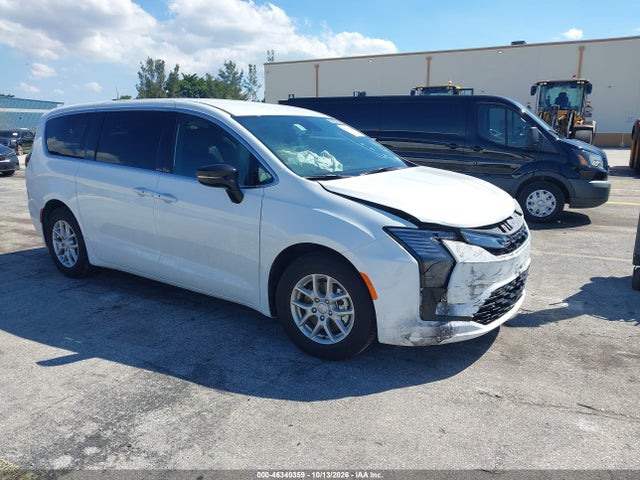 Продаж на аукціоні авто 2027 Chrysler Pacifica, vin: 2C4RC1BG1VR563201, номер лоту: 46340359