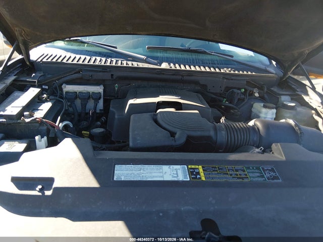 46340372 :رقم المزاد ، 1FMPU18L03LB31208 vin ، 2003 Ford Expedition Eddie Bauer مزاد بيع