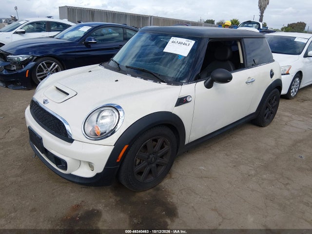 46340463 :رقم المزاد ، WMWSV3C55DT392896 vin ، 2013 Mini Hardtop Cooper S مزاد بيع