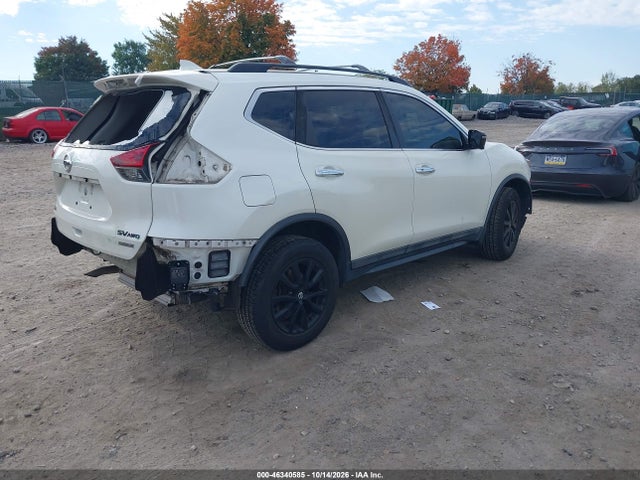 Продажа на аукционе авто 2018 Nissan Rogue Sv, vin: 5N1AT2MVXJC738428, номер лота: 46340585