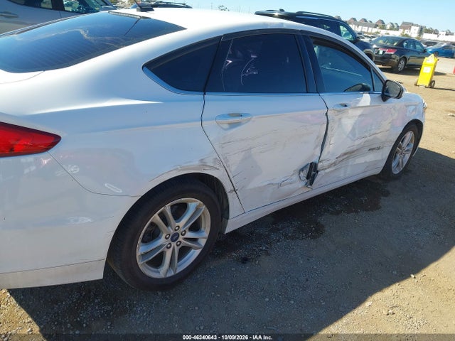2018 Ford Fusion Hybrid Se მანქანა იყიდება აუქციონზე, vin: 3FA6P0LU2JR277423, აუქციონის ნომერი: 46340643