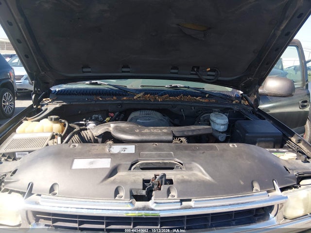 46340662 :رقم المزاد ، 1GNEC13V63R238825 vin ، 2003 Chevrolet Tahoe Ls مزاد بيع