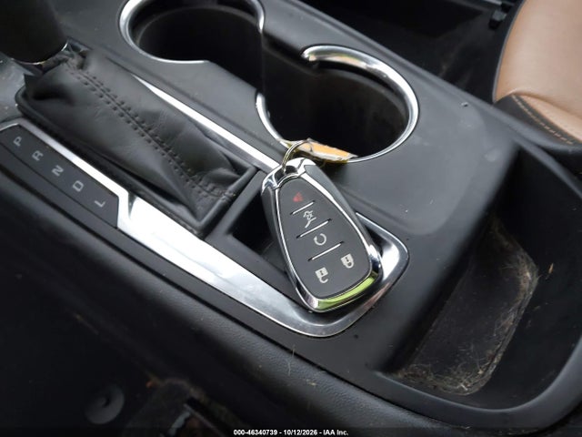Продажа на аукционе авто 2018 Chevrolet Equinox Premier, vin: 3GNAXPEU8JL100055, номер лота: 46340739