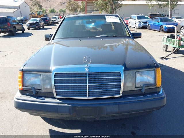 46340799 :رقم المزاد ، WDBEA30D1MB345988 vin ، 1991 Mercedes-benz 300 E مزاد بيع