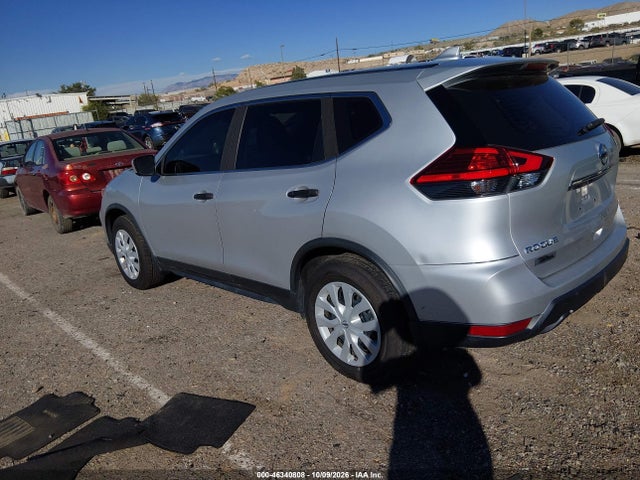 2017 Nissan Rogue S მანქანა იყიდება აუქციონზე, vin: JN8AT2MT3HW392416, აუქციონის ნომერი: 46340808