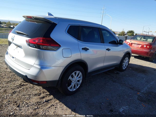 2017 Nissan Rogue S მანქანა იყიდება აუქციონზე, vin: JN8AT2MT3HW392416, აუქციონის ნომერი: 46340808