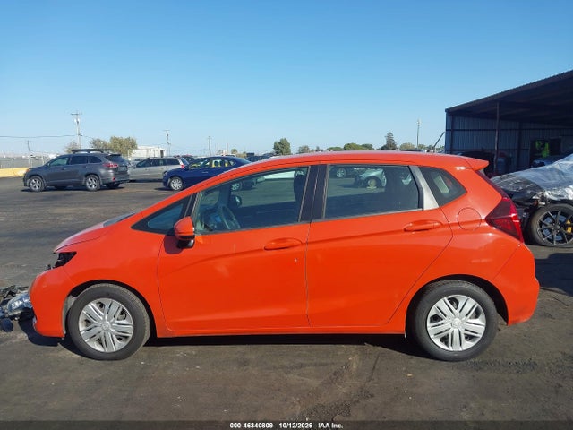 46340809 :رقم المزاد ، 3HGGK5H42LM701168 vin ، 2020 Honda Fit Lx مزاد بيع
