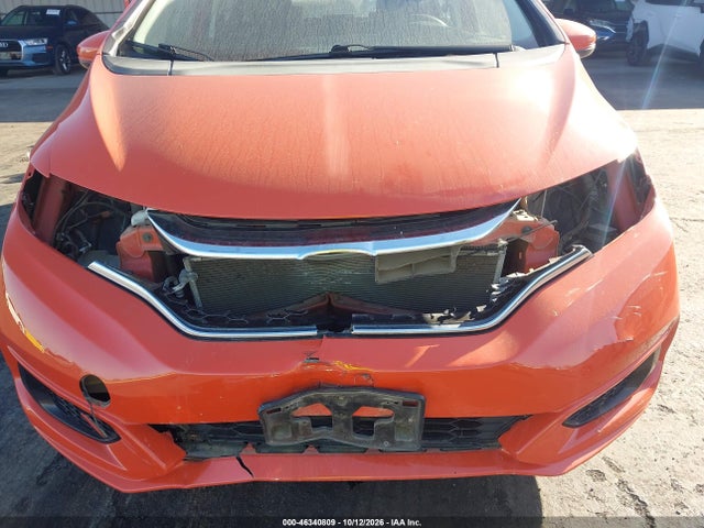 46340809 :رقم المزاد ، 3HGGK5H42LM701168 vin ، 2020 Honda Fit Lx مزاد بيع