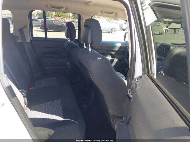 1C4NJPBA0GD616026 Jeep Patriot Sport