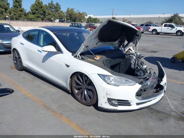 Продаж на аукціоні авто 2013 Tesla Model S Performance, vin: 5YJSA1CP4DFP13494, номер лоту: 46341314