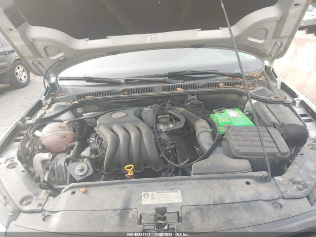 2011 Volkswagen Jetta 2.0l S მანქანა იყიდება აუქციონზე, vin: 3VW2K7AJ6BM061823, აუქციონის ნომერი: 46341507