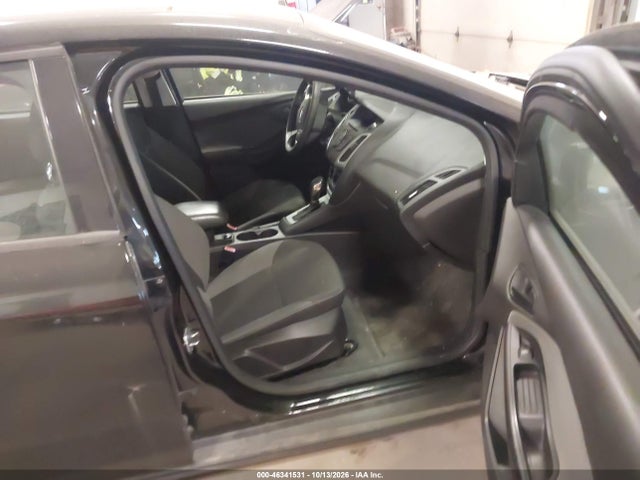 46341531 :رقم المزاد ، 1FAHP3F21CL355938 vin ، 2012 Ford Focus Se مزاد بيع