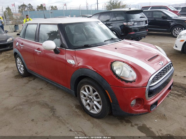 Mini Hardtop Cooper S 2015 WMWXU3C56F2B57041 main image