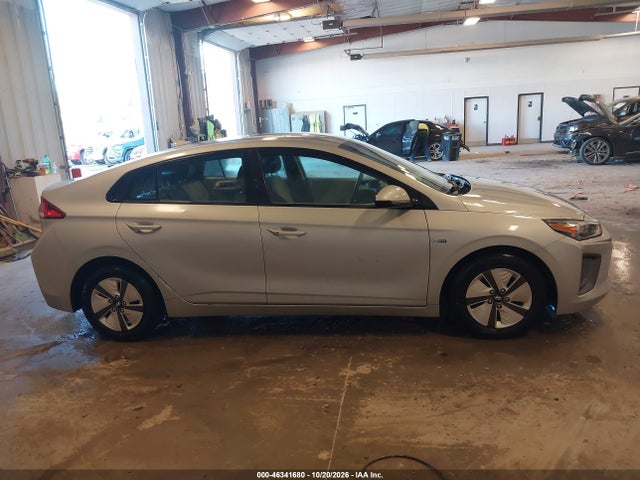 Продажа на аукционе авто 2020 Hyundai Ioniq Hybrid Blue, vin: KMHC65LC3LU220109, номер лота: 46341680