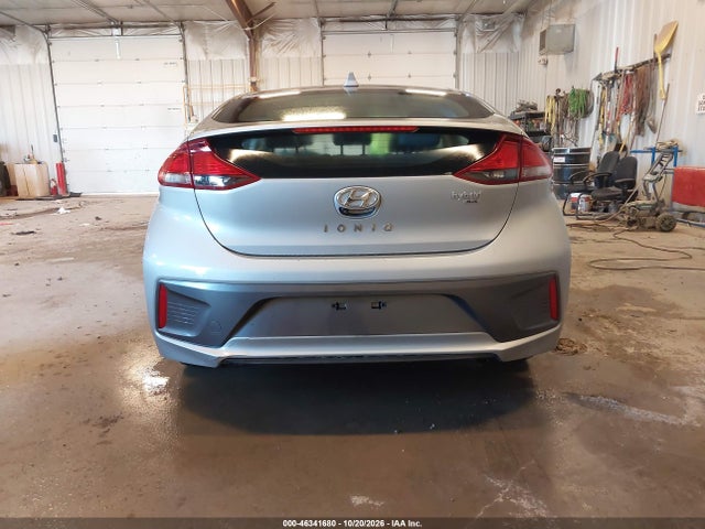 Продажа на аукционе авто 2020 Hyundai Ioniq Hybrid Blue, vin: KMHC65LC3LU220109, номер лота: 46341680