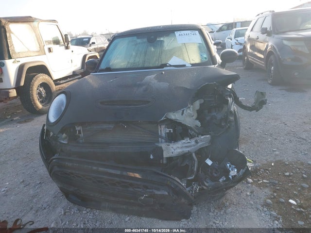 2022 Mini Hardtop Cooper S მანქანა იყიდება აუქციონზე, vin: WMW53DH0XN2R98823, აუქციონის ნომერი: 46341745