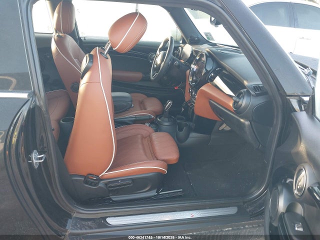 2022 Mini Hardtop Cooper S მანქანა იყიდება აუქციონზე, vin: WMW53DH0XN2R98823, აუქციონის ნომერი: 46341745