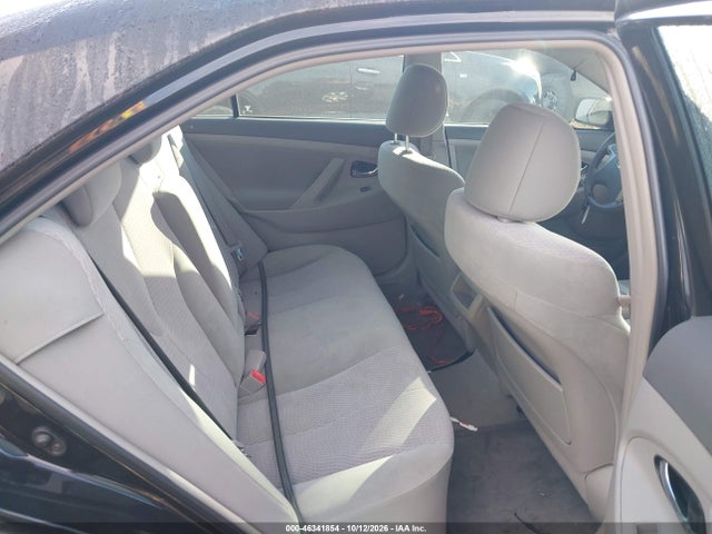 46341854 :رقم المزاد ، 4T4BF3EK3BR208728 vin ، 2011 Toyota Camry Le مزاد بيع