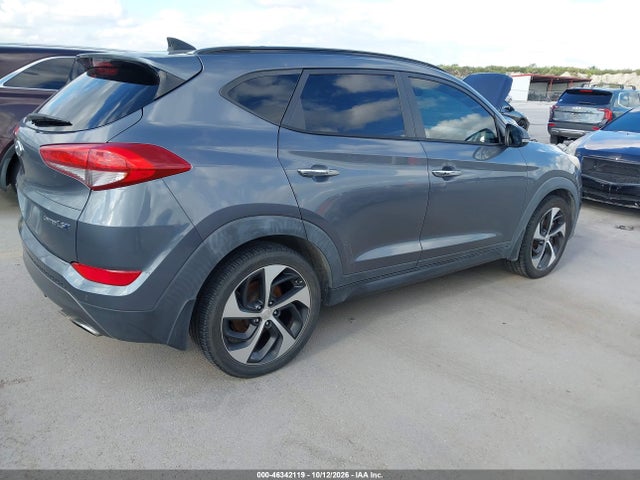 46342119 :رقم المزاد ، KM8J33A21GU088990 vin ، 2016 Hyundai Tucson Limited مزاد بيع