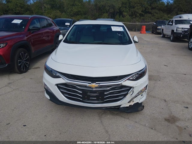 1G1ZD5ST3SF156168 Chevrolet Malibu Fwd 1lt